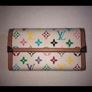 LOUIS VUITTON LOOKALIKE